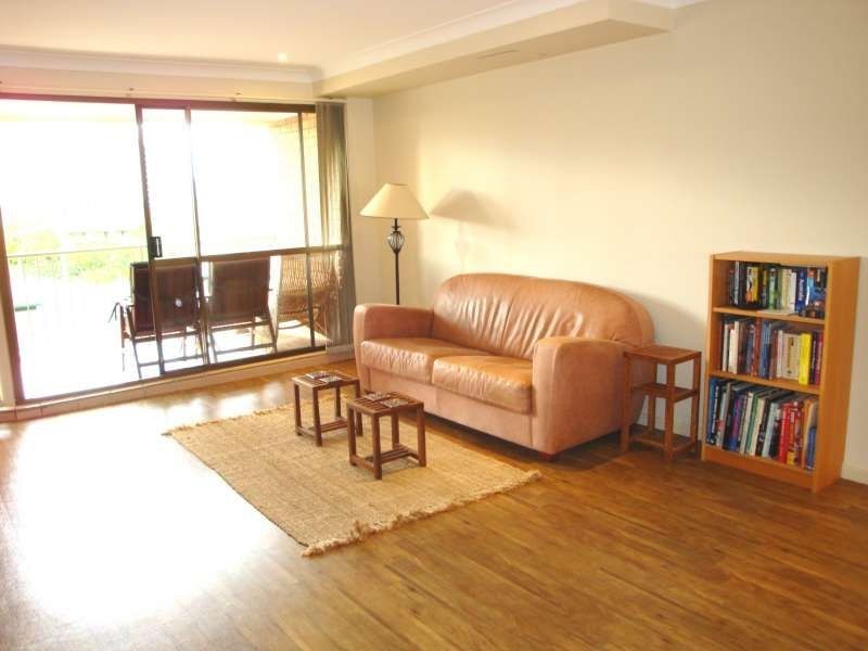 9/41-45 Lambert Street, Kangaroo Point QLD 4169