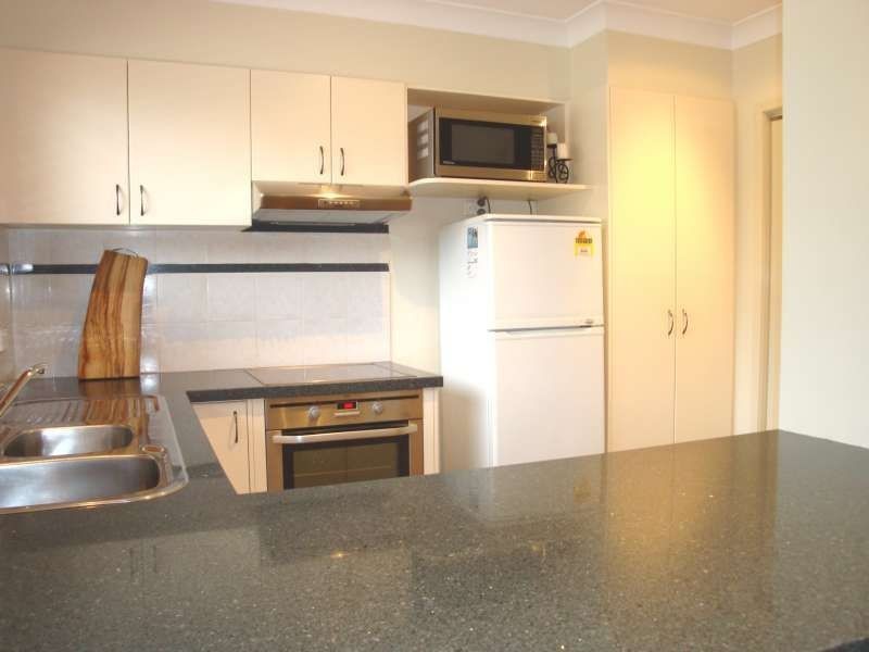 9/41-45 Lambert Street, Kangaroo Point QLD 4169