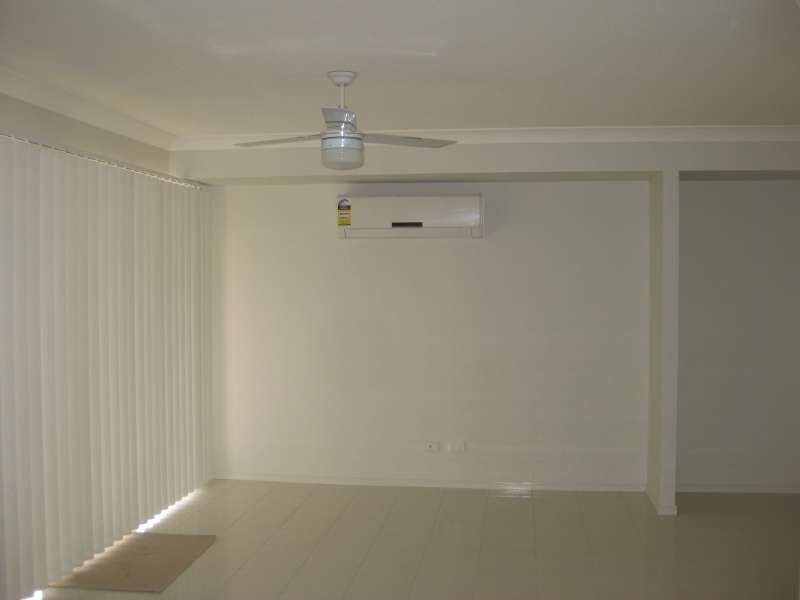 1, 71A Baker Street, Bray Park QLD 4500