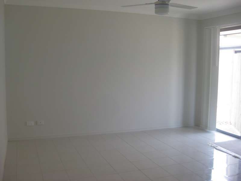 2/71A Baker Street, Bray Park QLD 4500