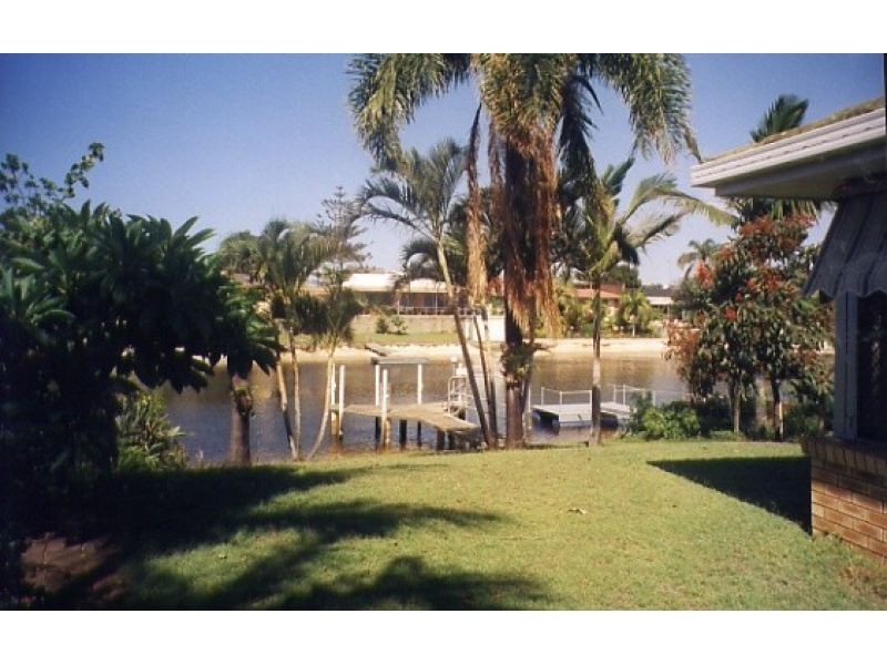 13 Inga Avenue, Surfers Paradise QLD 4217