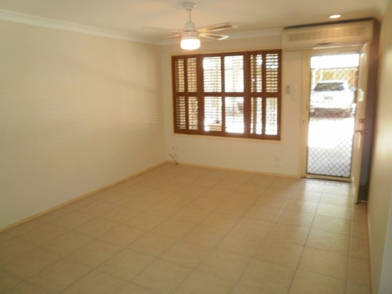 2/50 Pohlman Street, Southport QLD 4215