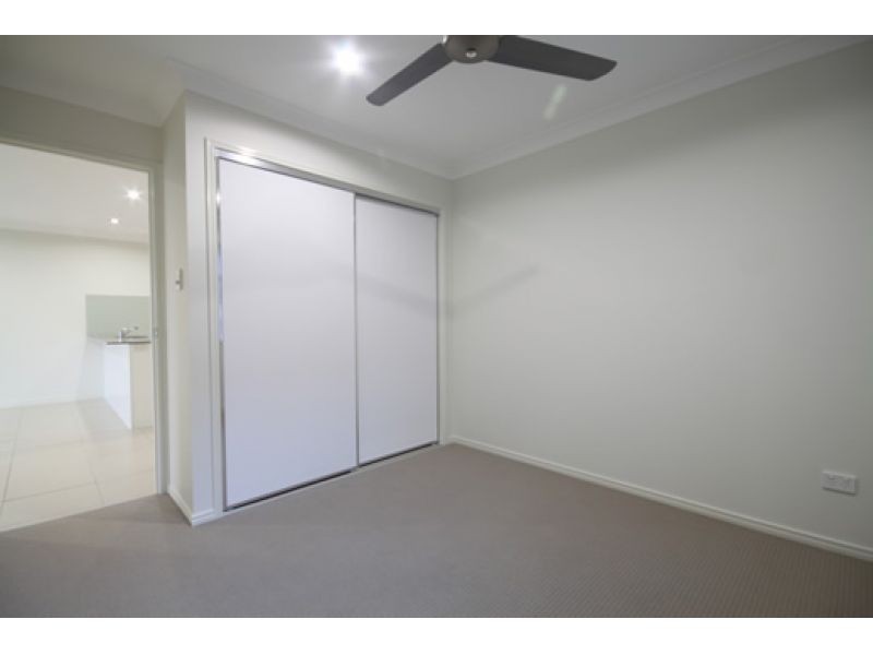 1, 5 Eve Court, Kallangur QLD 4503