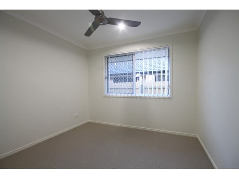 1, 5 Eve Court, Kallangur QLD 4503