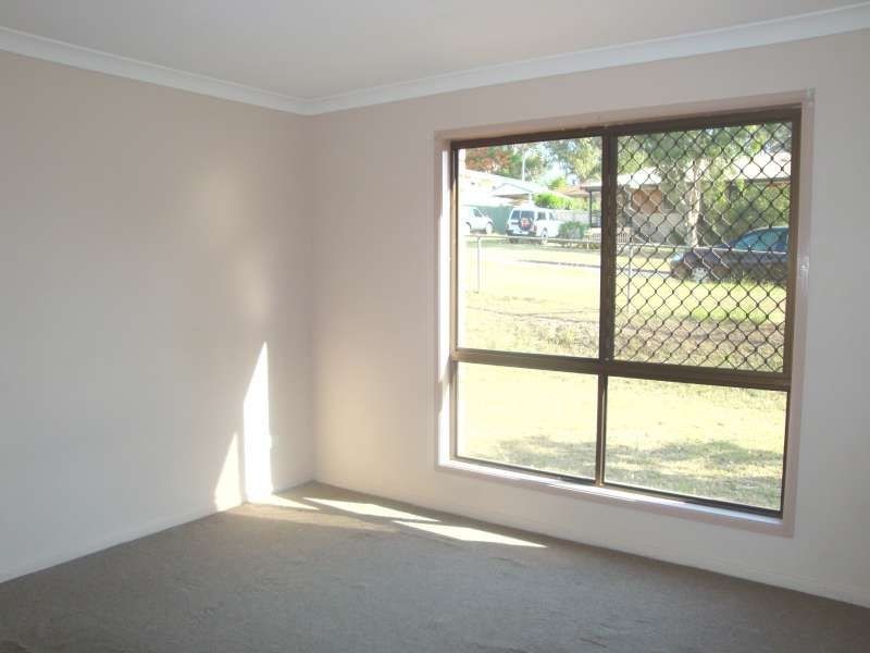 8 Fitchett Street, Goodna QLD 4300