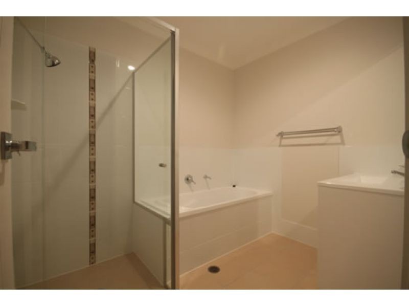 1, 16 Hellcat Circuit, Bray Park QLD 4500