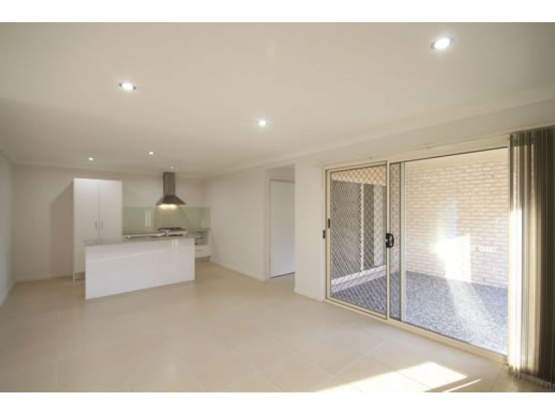 1, 16 Hellcat Circuit, Bray Park QLD 4500