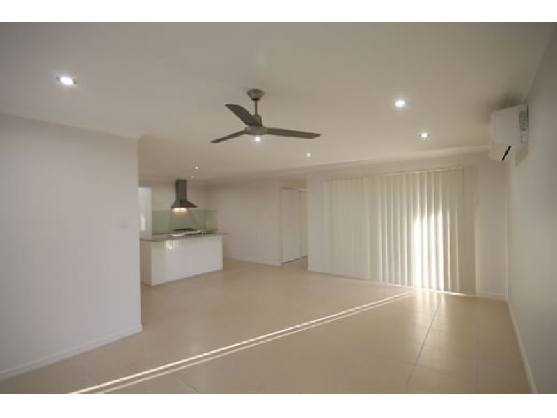 1, 16 Hellcat Circuit, Bray Park QLD 4500