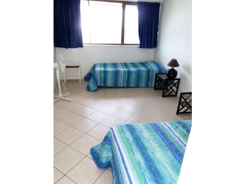 5E Huntington, 10 Marine Parade, Southport QLD 4215