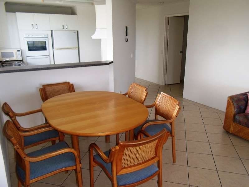 5E Huntington, 10 Marine Parade, Southport QLD 4215