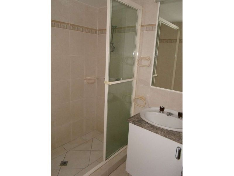 5E Huntington, 10 Marine Parade, Southport QLD 4215