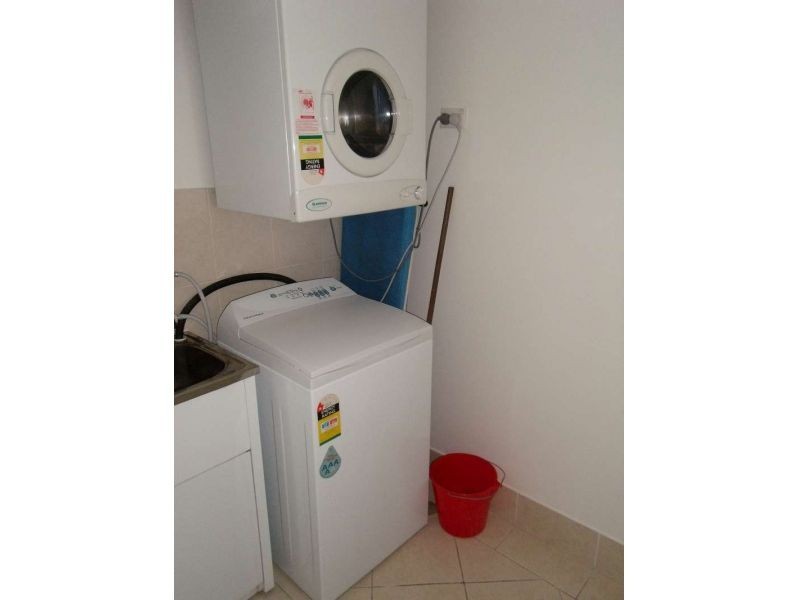 5E Huntington, 10 Marine Parade, Southport QLD 4215