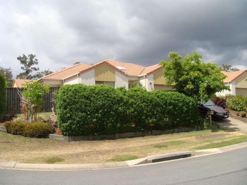 1/2 Pilar Court, Molendinar QLD 4214