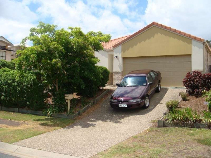 1/2 Pilar Court, Molendinar QLD 4214