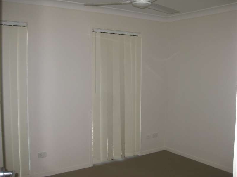 2/31 Water Street, Kallangur QLD 4503