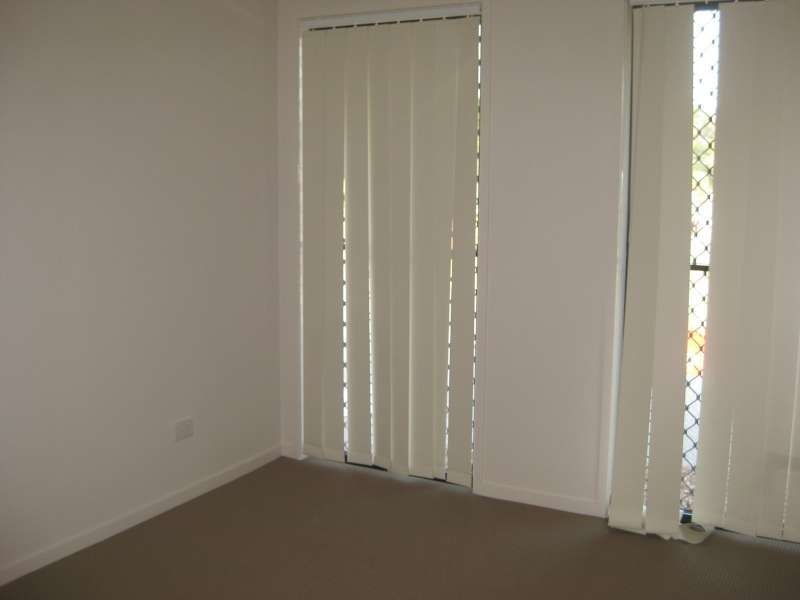 2/31 Water Street, Kallangur QLD 4503