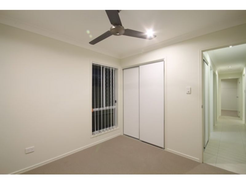 1/4 Gabrielle Court, Kallangur QLD 4503