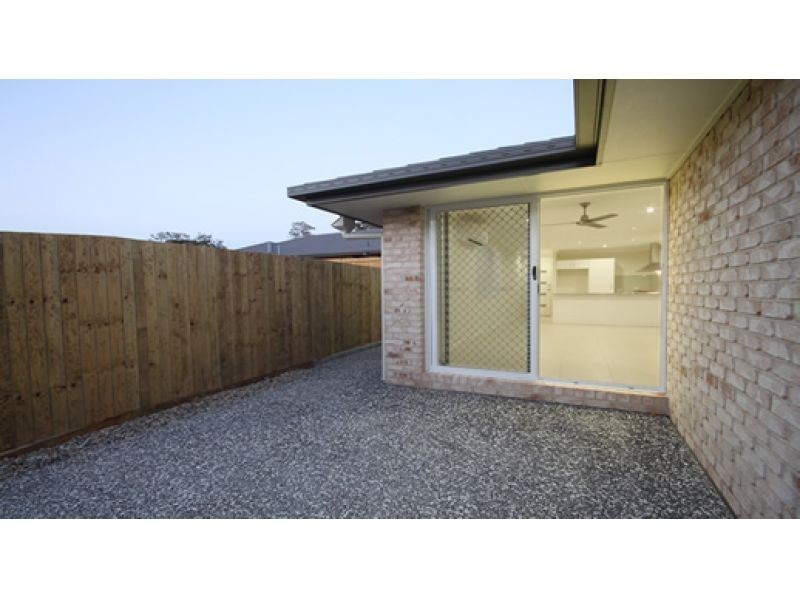1/4 Gabrielle Court, Kallangur QLD 4503