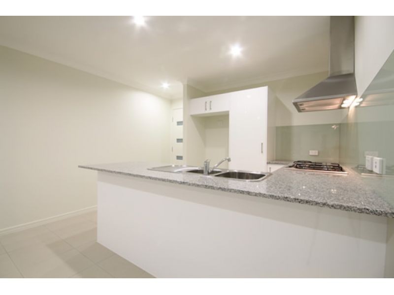 1/4 Gabrielle Court, Kallangur QLD 4503