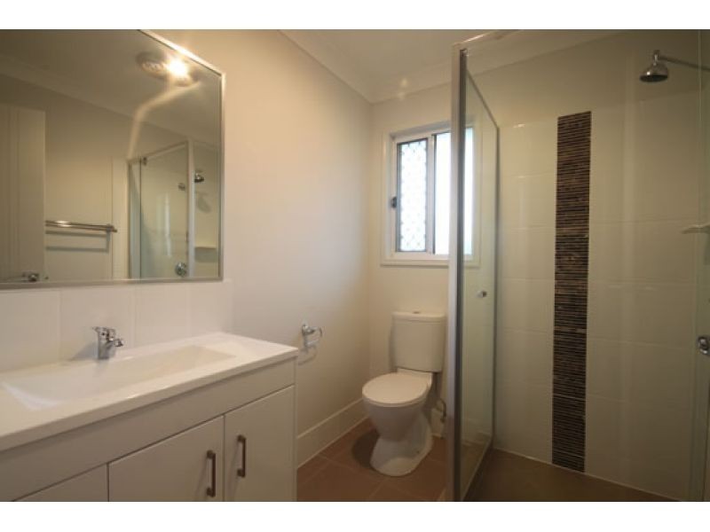 2/3 Gabrielle Court, Kallangur QLD 4503