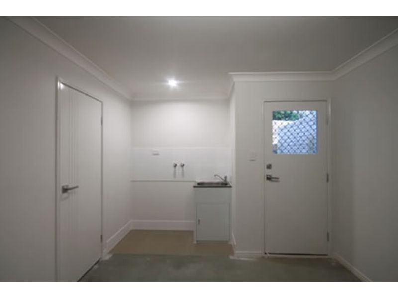 2/3 Gabrielle Court, Kallangur QLD 4503