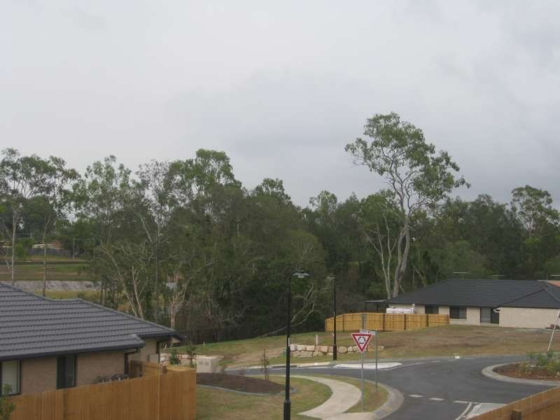 2/3 Gabrielle Court, Kallangur QLD 4503