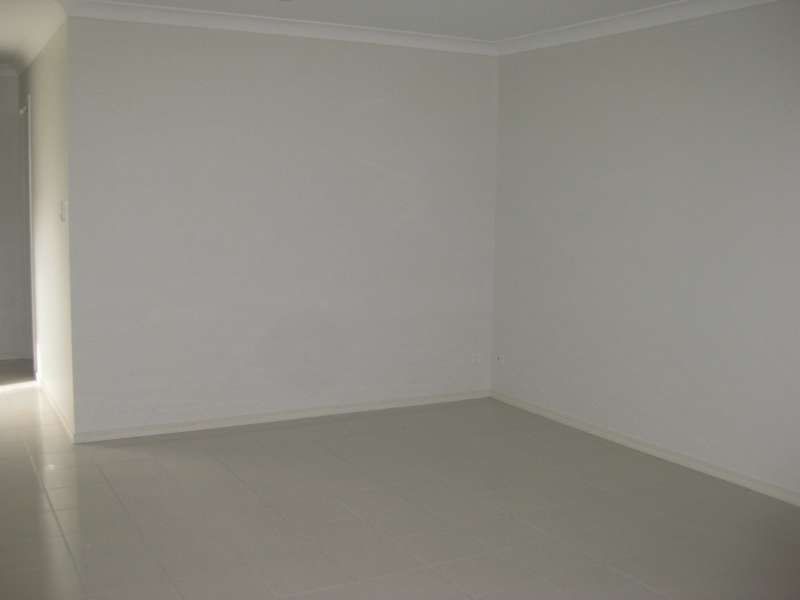 2, 17 Grandview Parade, Griffin QLD 4503