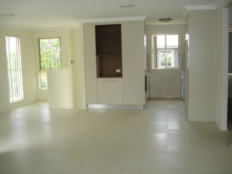 5/4-6 Locke Street, Southport QLD 4215