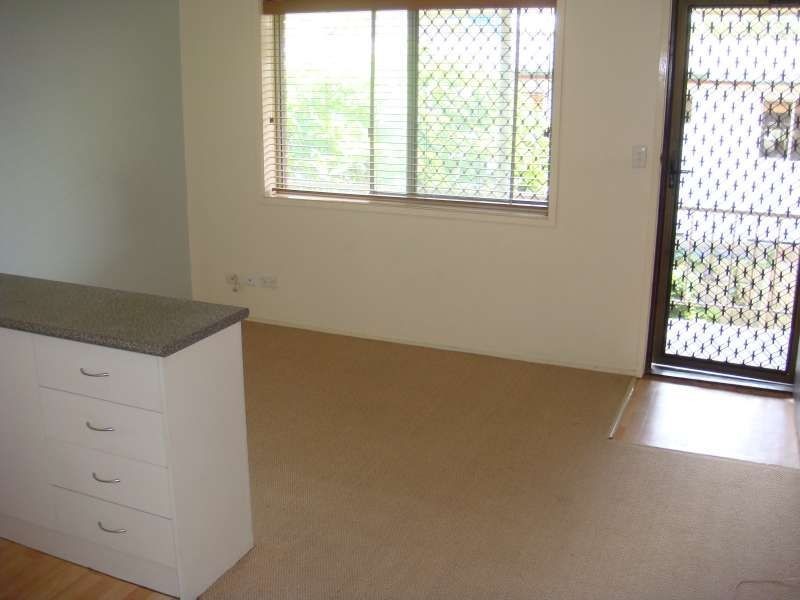 6/18 White Street, Southport QLD 4215