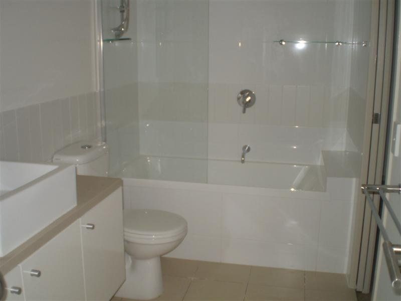 147 Laver Drive, Robina QLD 4226