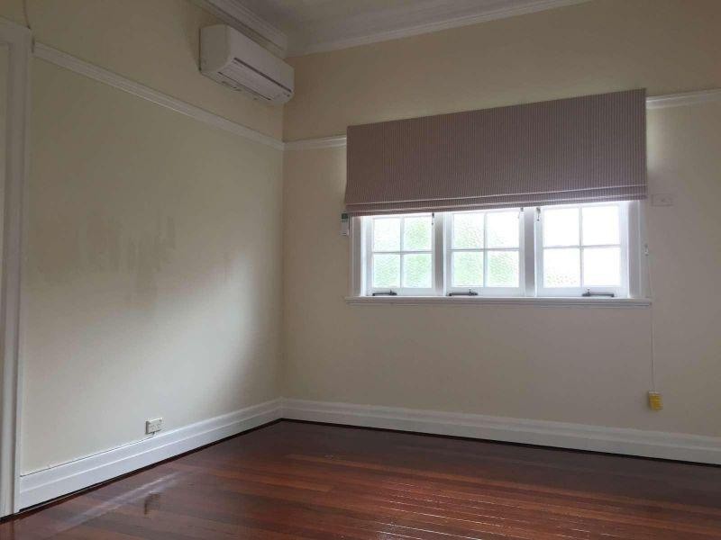 2/23 Baroona Road, Milton QLD 4064