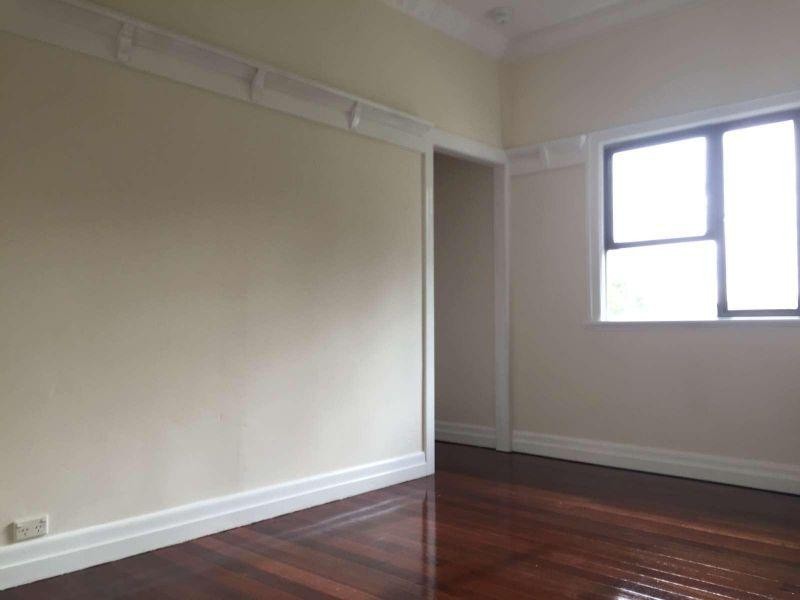 2/23 Baroona Road, Milton QLD 4064