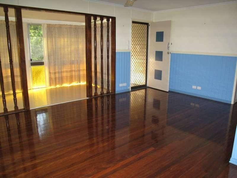 19 Aldren Street, Stafford Heights QLD 4053