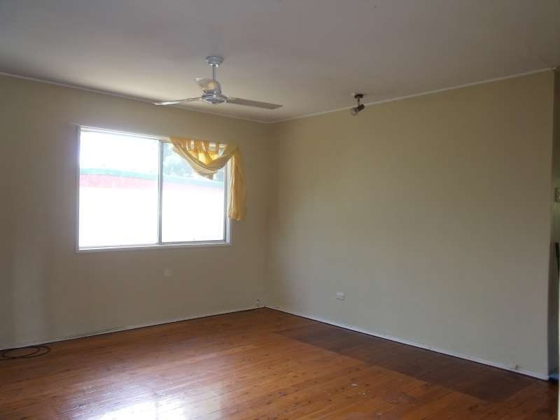 41 Maple Street, Kingston QLD 4114