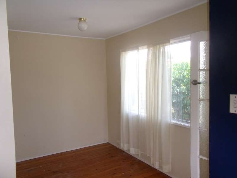 41 Maple Street, Kingston QLD 4114