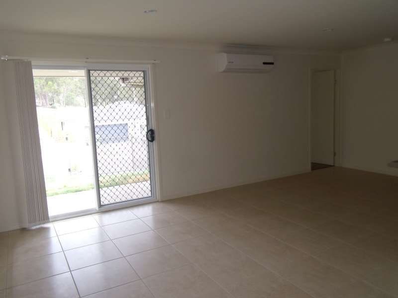 1, 19 Murray Court, Upper Coomera QLD 4209