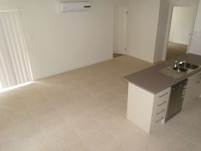 1, 19 Murray Court, Upper Coomera QLD 4209
