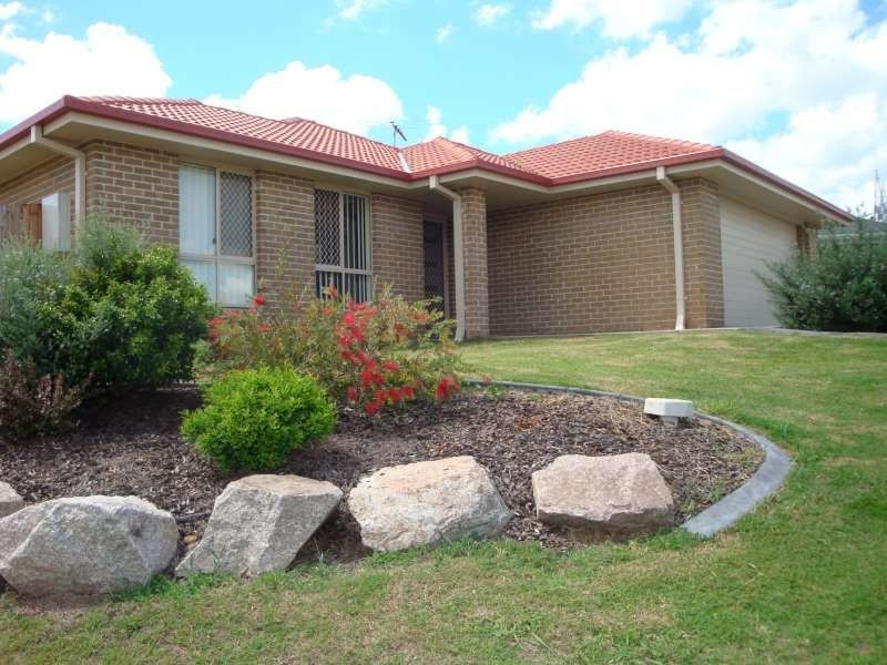 3 Curlew Court, Warner QLD 4500