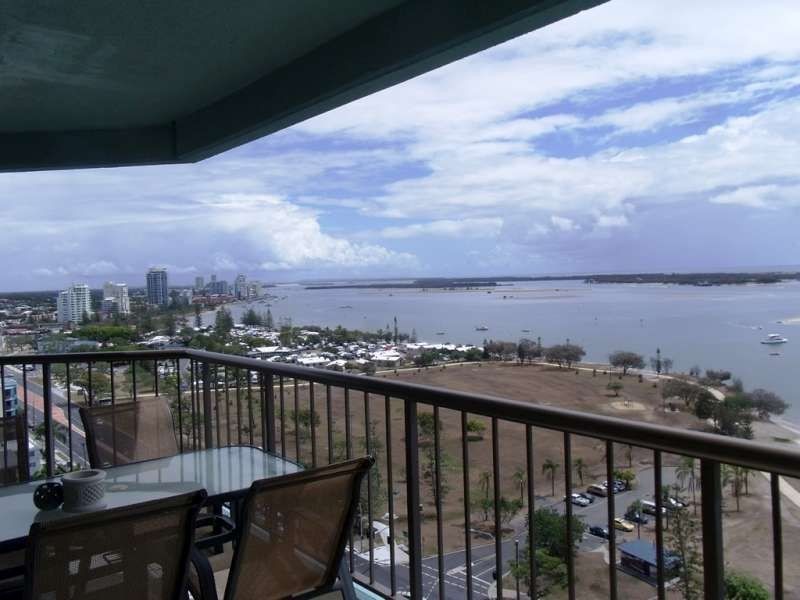 16A/114 Marine Parade, Southport QLD 4215