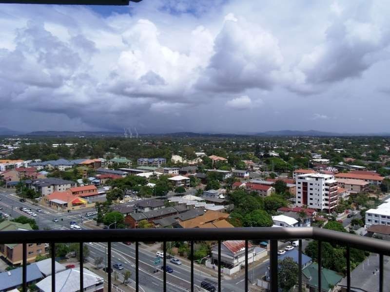 16A/114 Marine Parade, Southport QLD 4215