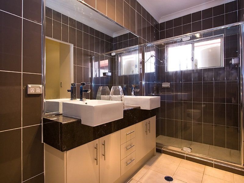 33 Zane Street, Molendinar QLD 4214