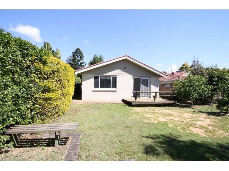 46 Frank Street, Graceville QLD 4075