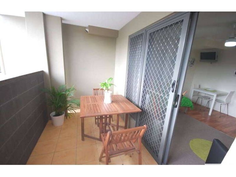 2, 17 Thomas Street, Nundah QLD 4012