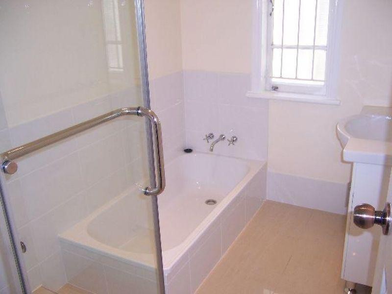 99 Chester Road, Annerley QLD 4103