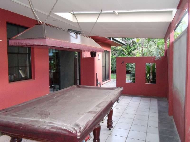 12 Coogeen Street, Bundall QLD 4217