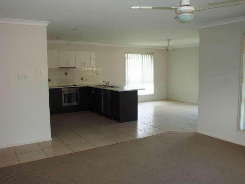 7/21 Smiths Road, Caboolture QLD 4510