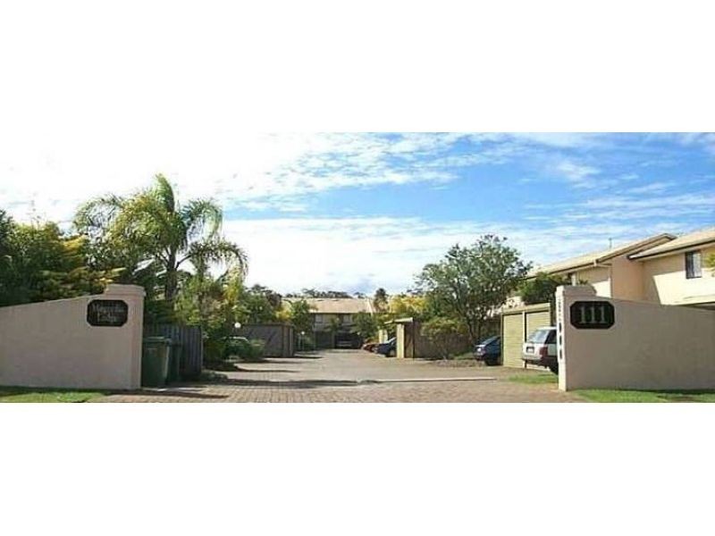 4/111 Little Usher Avenue, Labrador QLD 4215