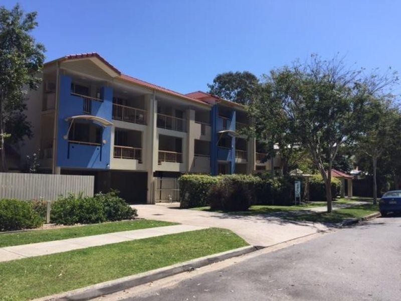6/81 Fairley Street, Indooroopilly QLD 4068