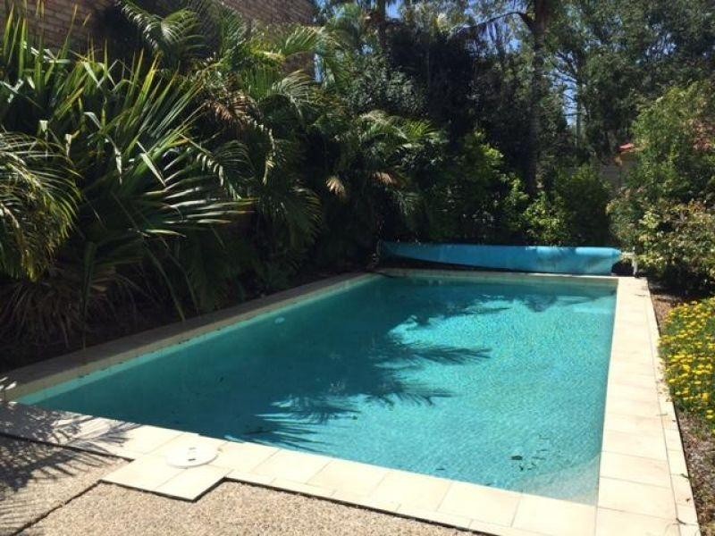 6/81 Fairley Street, Indooroopilly QLD 4068