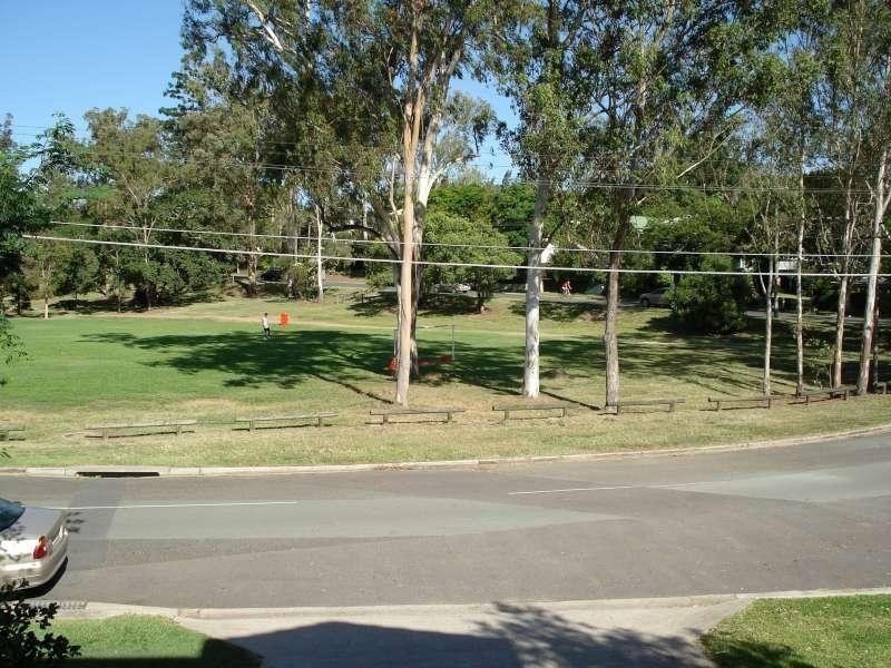 6/81 Fairley Street, Indooroopilly QLD 4068
